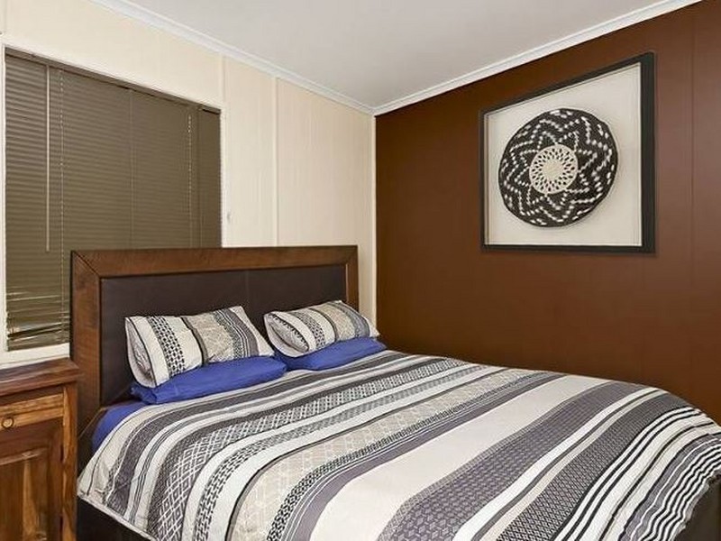 27 Wattle Street, Logan Central QLD 4114