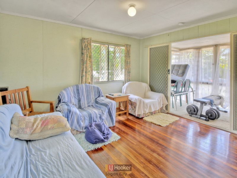 115 Station Road, Woodridge QLD 4114