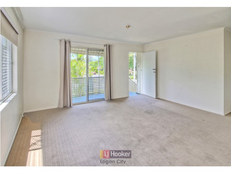7 Garden Avenue, Woodridge QLD 4114