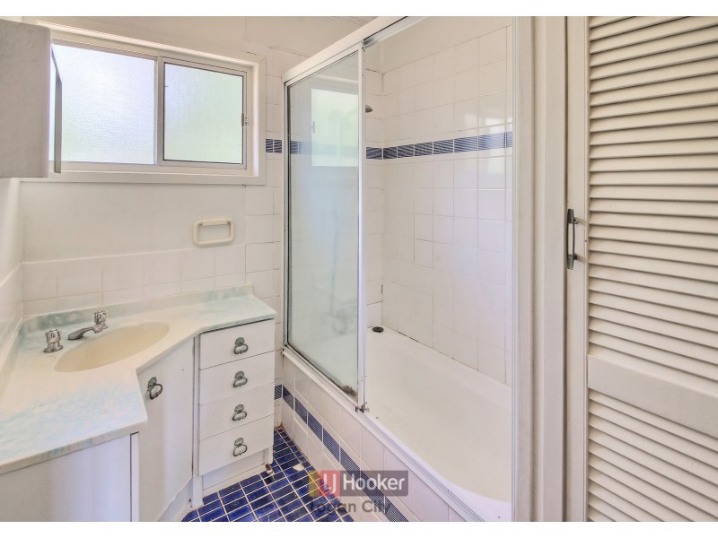 7 Garden Avenue, Woodridge QLD 4114