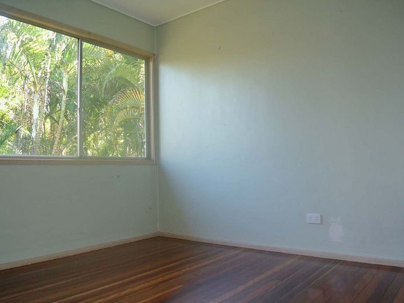 33 Mayes Ave, Logan Central QLD 4114