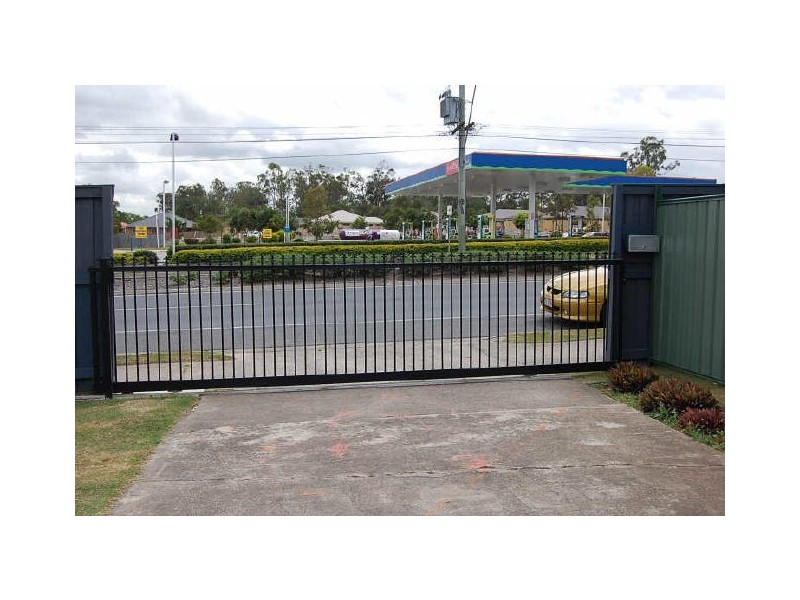 Crestmead QLD 4132