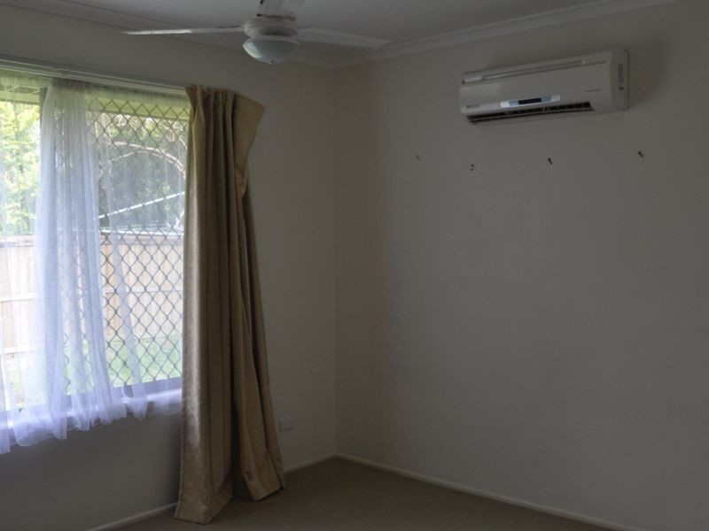 4/11 Cleopatra Street, Kingston QLD 4114