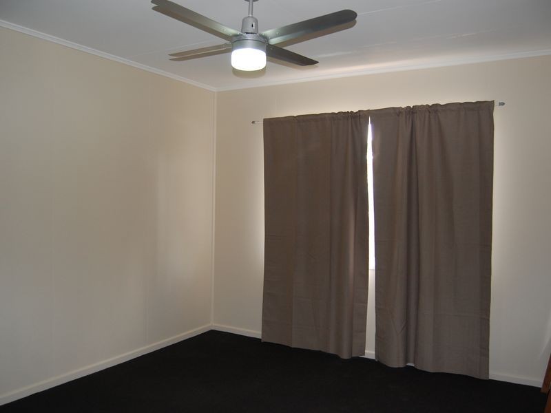 30 Edith Street, Kingston QLD 4114