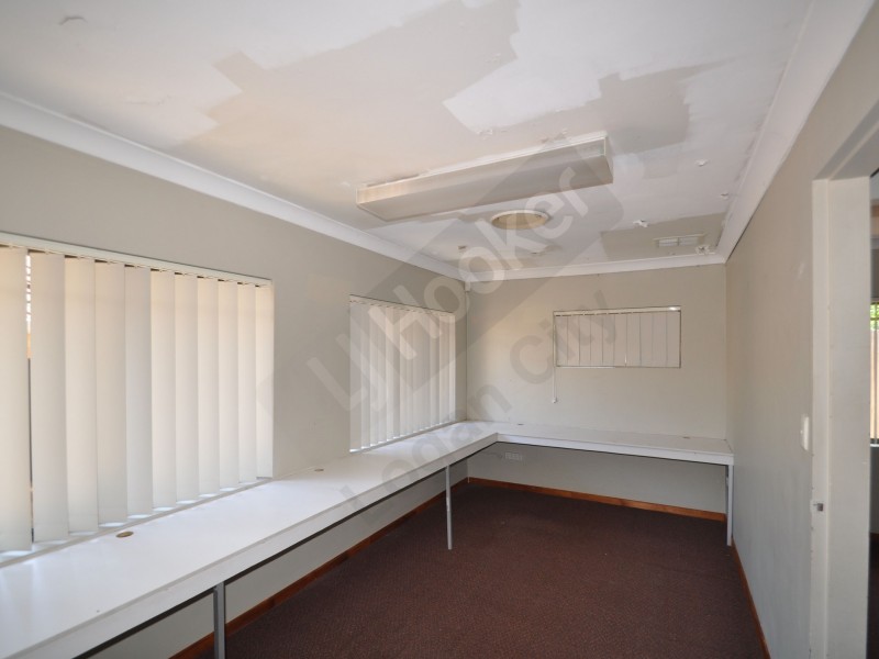 55 Wembley Road, Logan Central QLD 4114