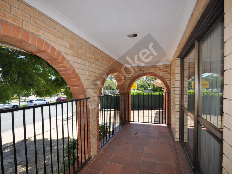 55 Wembley Road, Logan Central QLD 4114