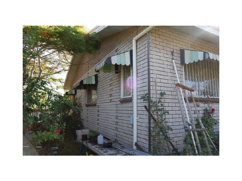 63 Queens Road, Kingston QLD 4114