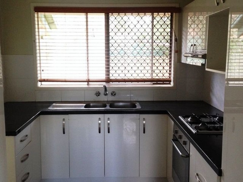 16 Joyal St, Logan Central QLD 4114