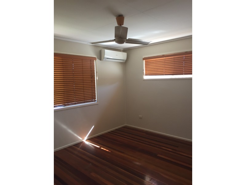 16 Joyal St, Logan Central QLD 4114