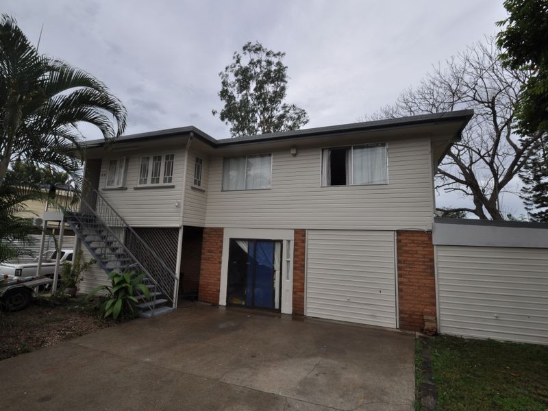 77 Fourth Ave, Marsden QLD 4132