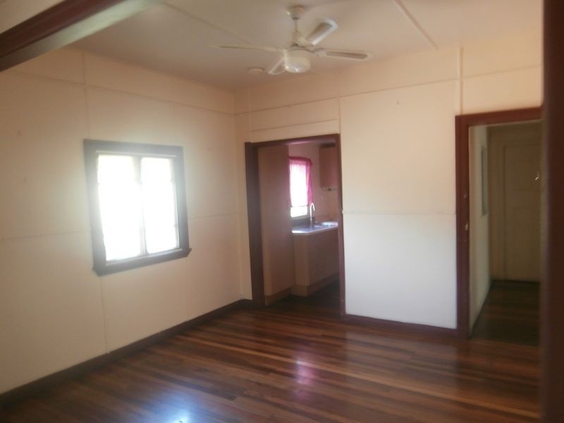 21 Charles Avenue, Logan Central QLD 4114