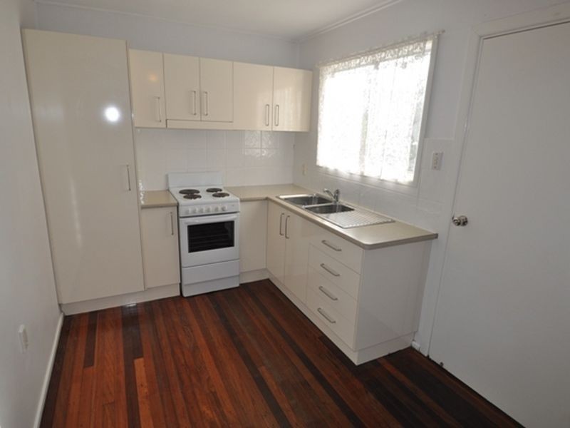 7 Charles Avenue, Logan Central QLD 4114