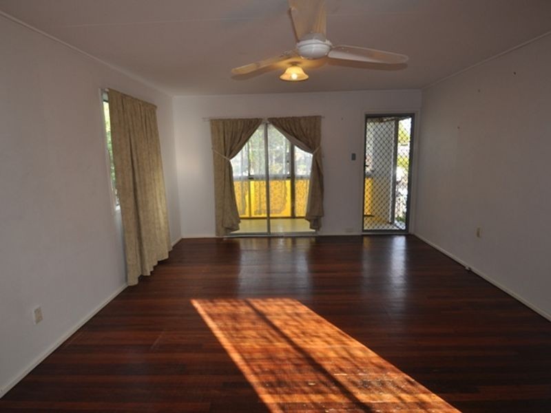 7 Charles Avenue, Logan Central QLD 4114