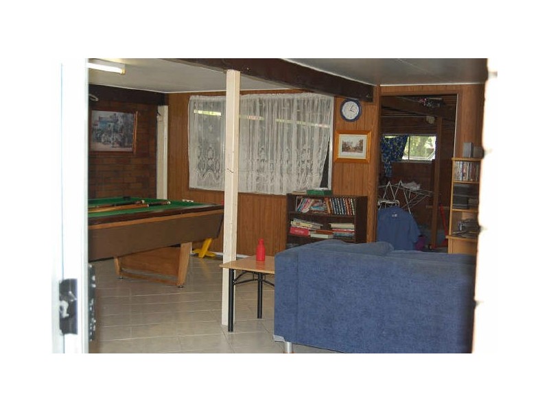 2 Birch Street, Kingston QLD 4114