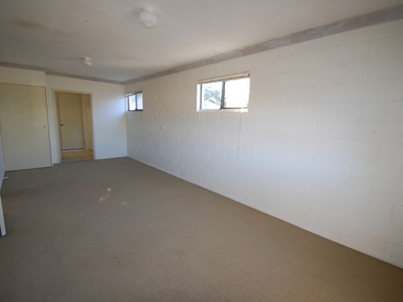 9 Short Street, Loganlea QLD 4131