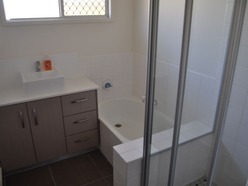 30 Alice Street, Kingston QLD 4114
