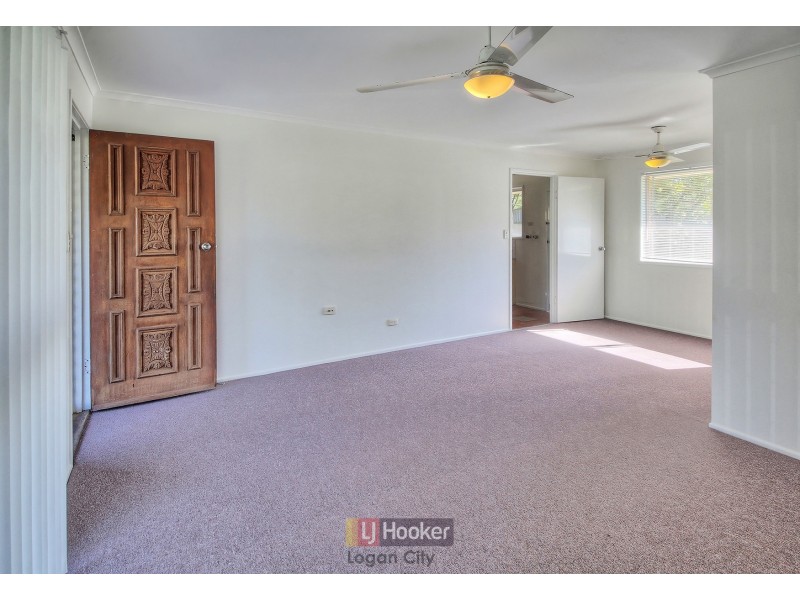 24 Omar Street, Woodridge QLD 4114
