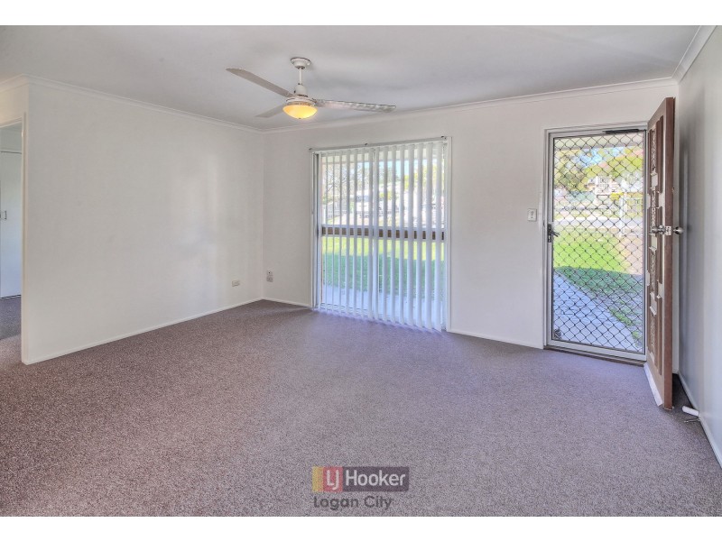 24 Omar Street, Woodridge QLD 4114