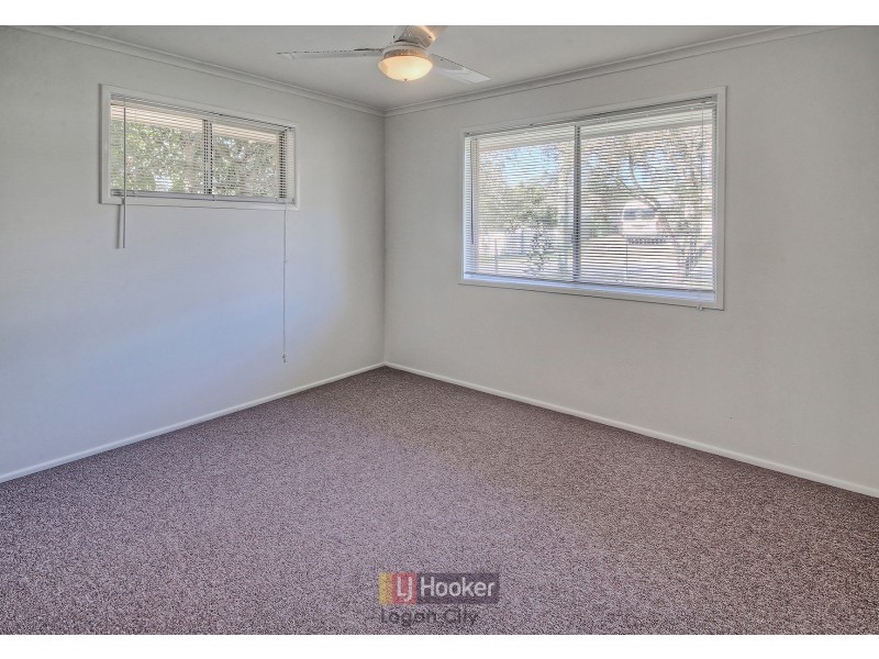 24 Omar Street, Woodridge QLD 4114
