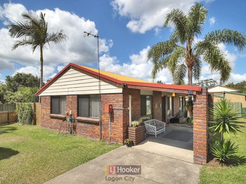 2/9 Canopus Court, Kingston QLD 4114