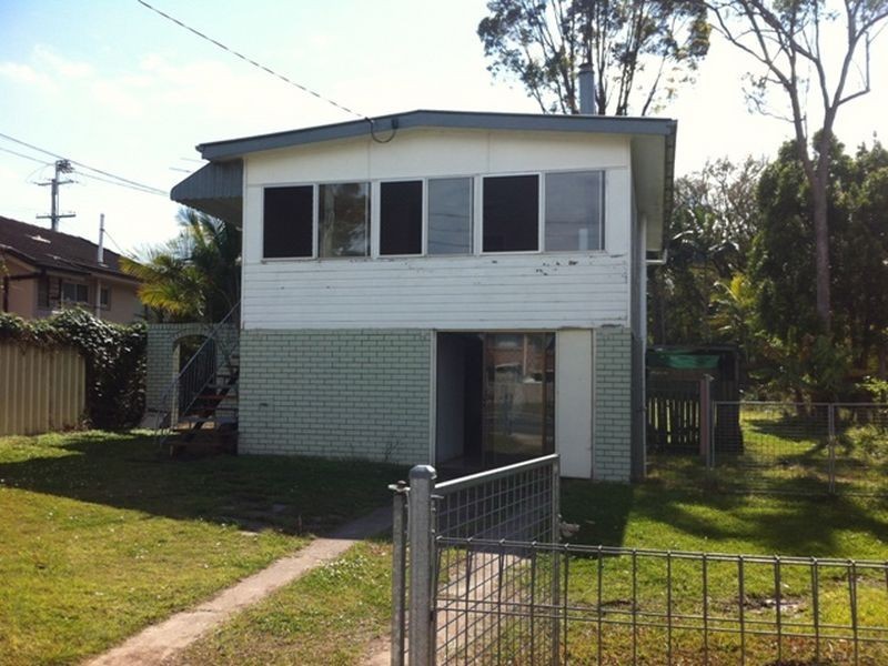 22 Clare Road, Kingston QLD 4114