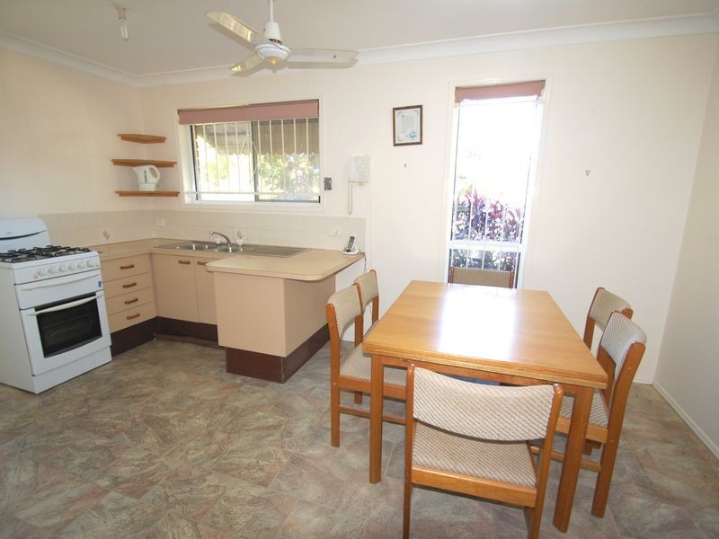40 Clare Road, Kingston QLD 4114