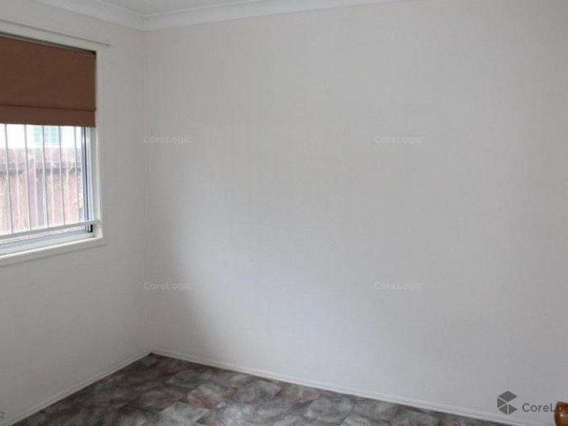 40 Clare Road, Kingston QLD 4114