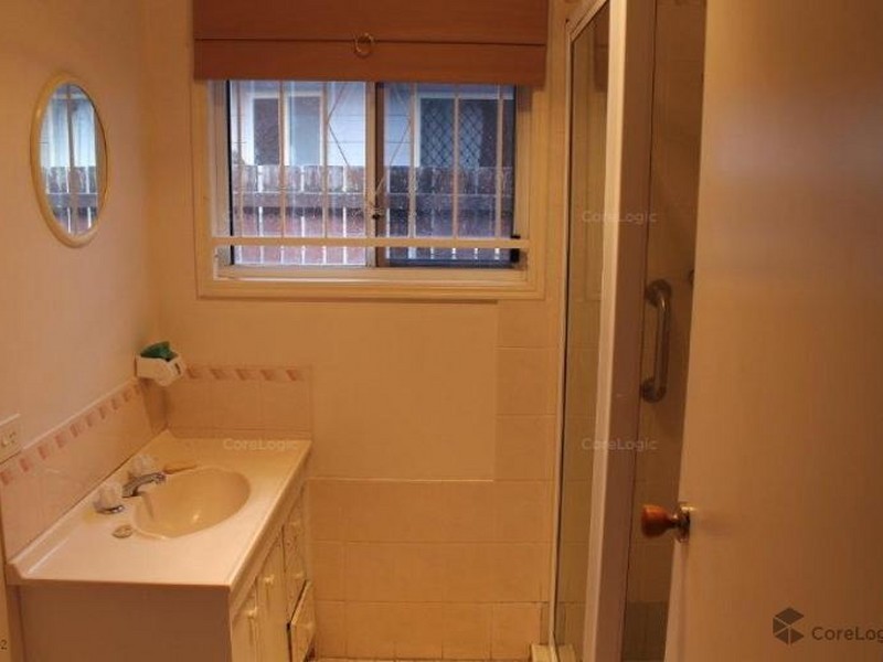 40 Clare Road, Kingston QLD 4114