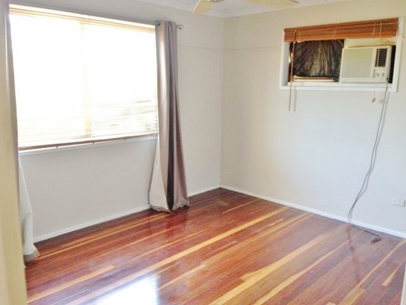 34 Ashton Street, Kingston QLD 4114