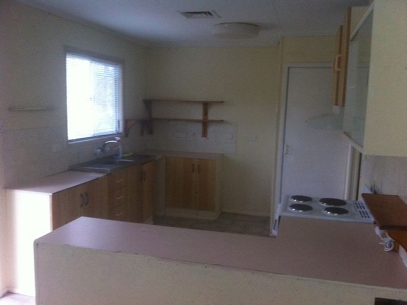 12 Ariel Avenue, Kingston QLD 4114