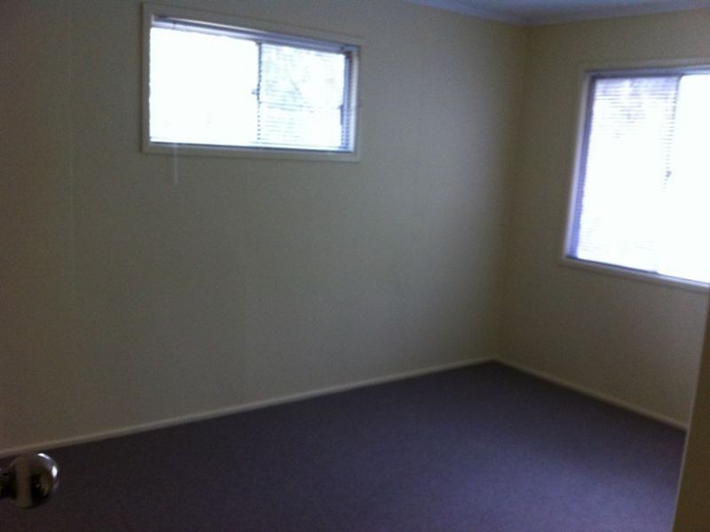 12 Ariel Avenue, Kingston QLD 4114