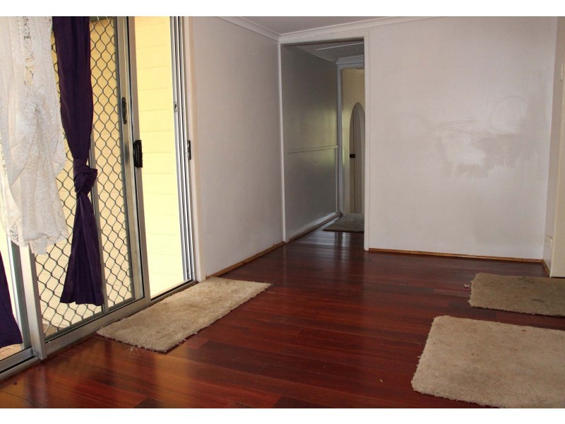 27 Mayes Ave, Logan Central QLD 4114