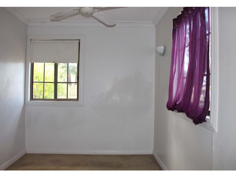 27 Mayes Ave, Logan Central QLD 4114