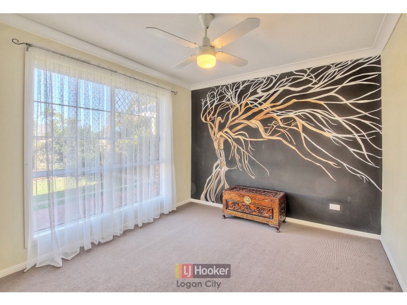 18 Monduran Street, Marsden QLD 4132