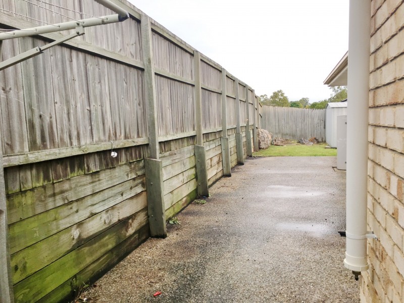 9 Bella Vista Circuit, Edens Landing QLD 4207