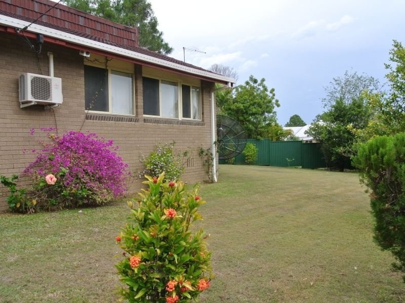 3 Walsh Place, Kingston QLD 4114