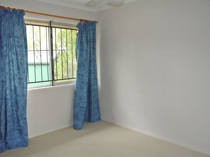 3 Walsh Place, Kingston QLD 4114