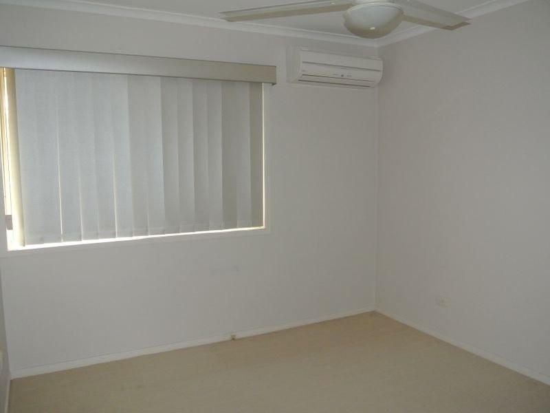 3 Walsh Place, Kingston QLD 4114