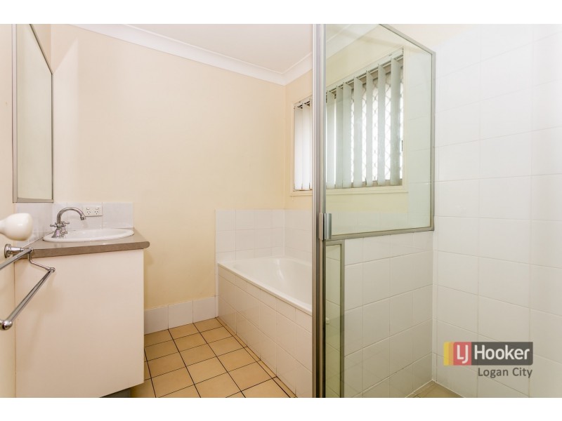 22 Moffatt Road, Waterford West QLD 4133