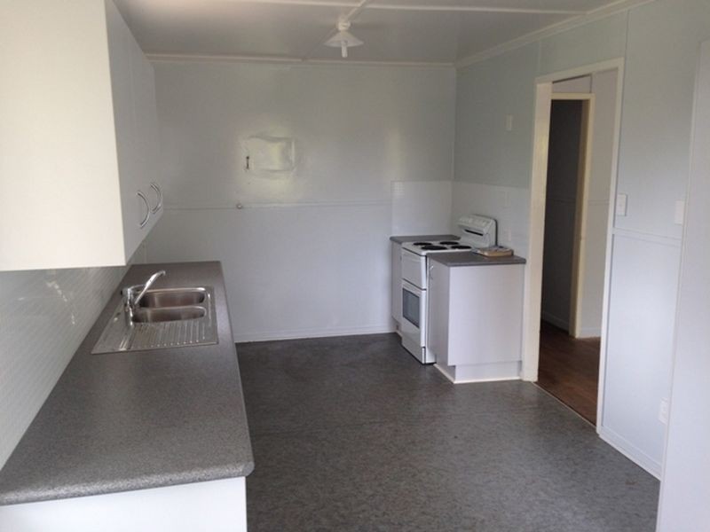 7 Skyline Drive, Kingston QLD 4114