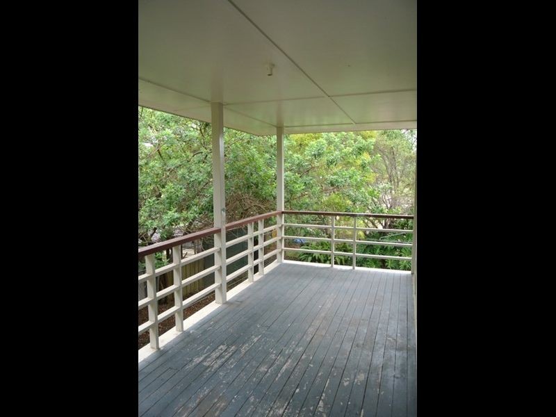7 Skyline Drive, Kingston QLD 4114