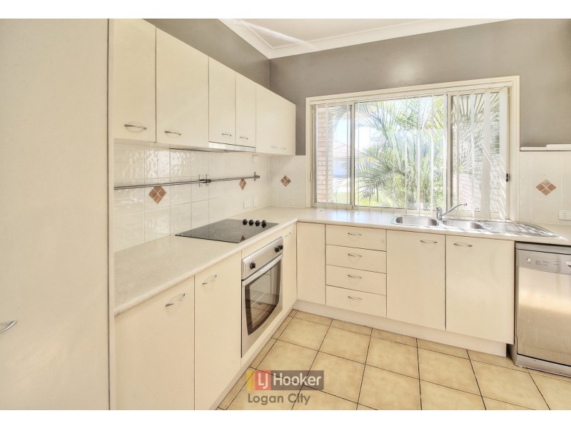 9 Bella Vista Circuit, Edens Landing QLD 4207