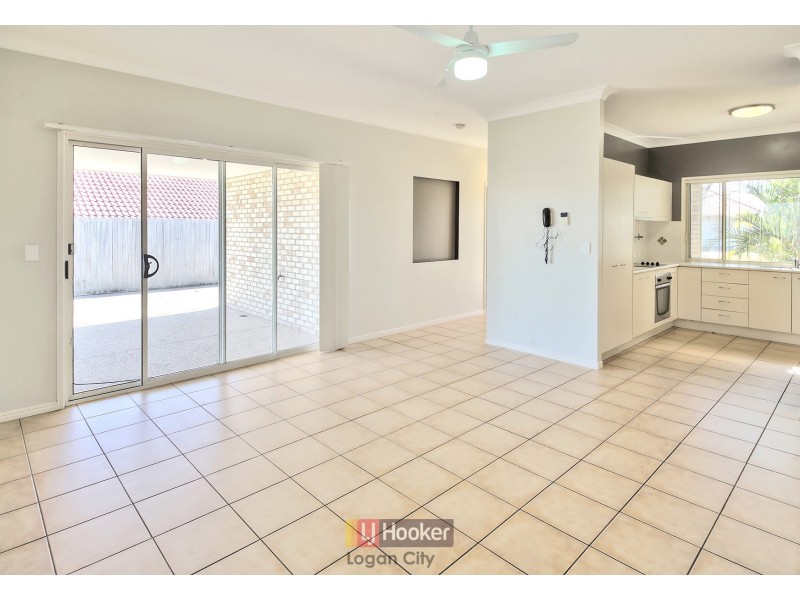 9 Bella Vista Circuit, Edens Landing QLD 4207