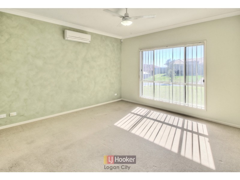 9 Bella Vista Circuit, Edens Landing QLD 4207