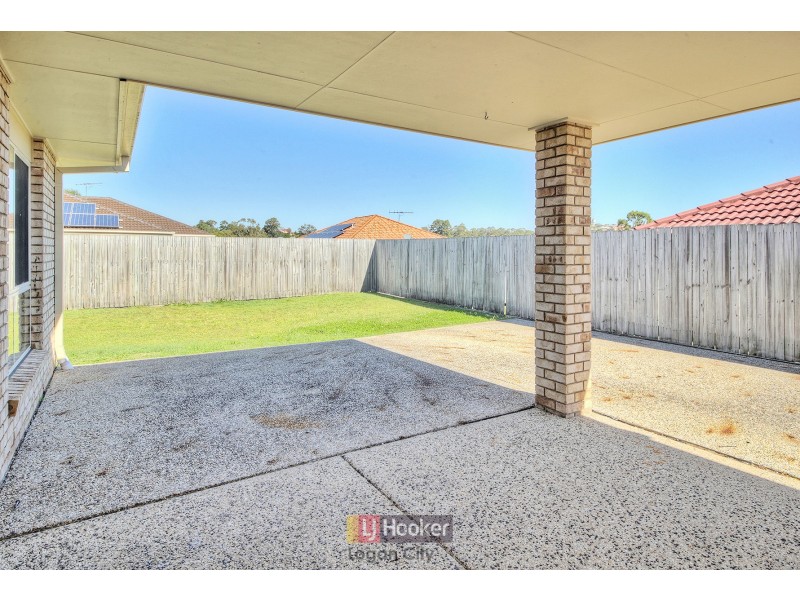 9 Bella Vista Circuit, Edens Landing QLD 4207