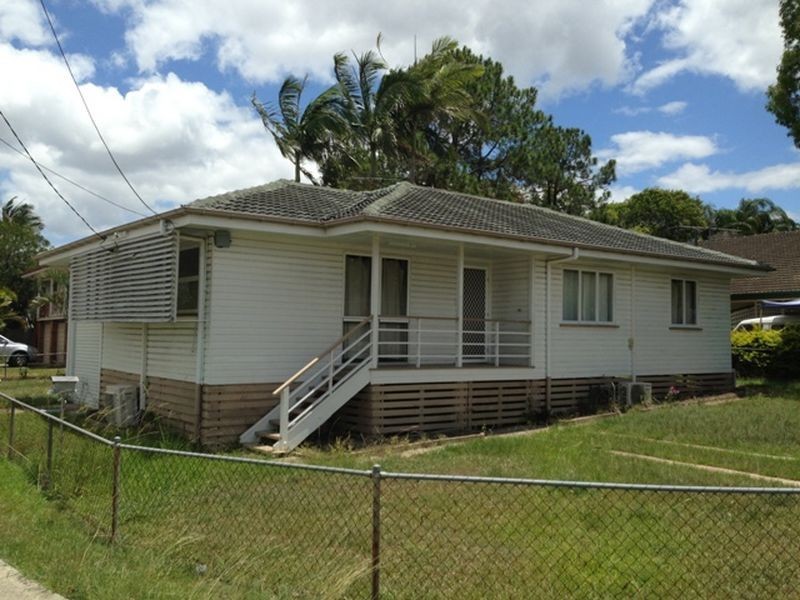 18 Hunter Street, Woodridge QLD 4114