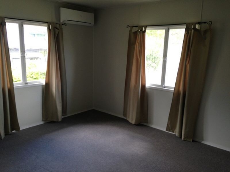 18 Hunter Street, Woodridge QLD 4114