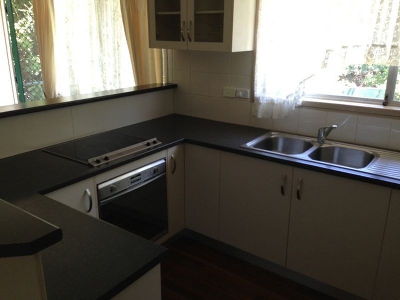15 Darren Drive, Slacks Creek QLD 4127