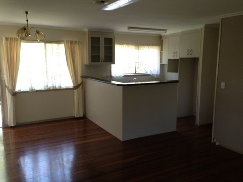 15 Darren Drive, Slacks Creek QLD 4127