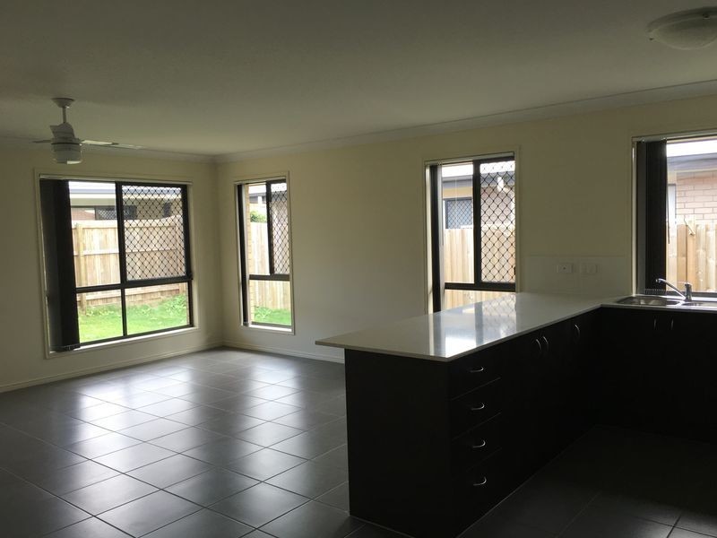 64 Cobblestone Avenue, Logan Reserve QLD 4133